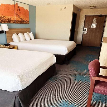Days Inn By Wyndham Ozark Springfield Εξωτερικό φωτογραφία
