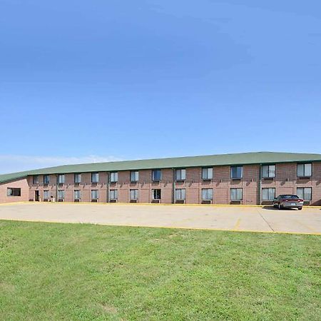 Days Inn By Wyndham Ozark Springfield Εξωτερικό φωτογραφία